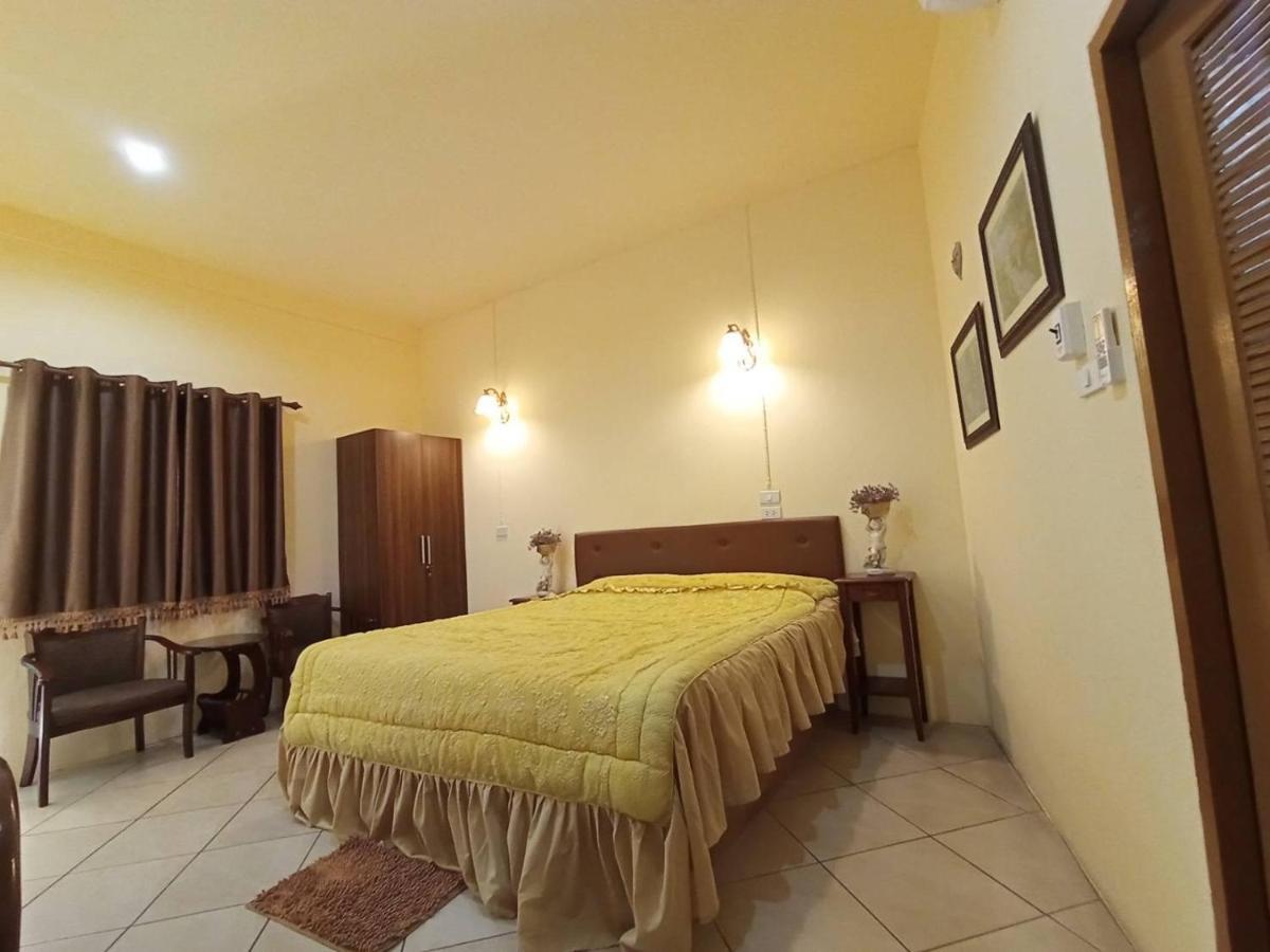 Kireeya Villa Phetchaburi Bagian luar foto