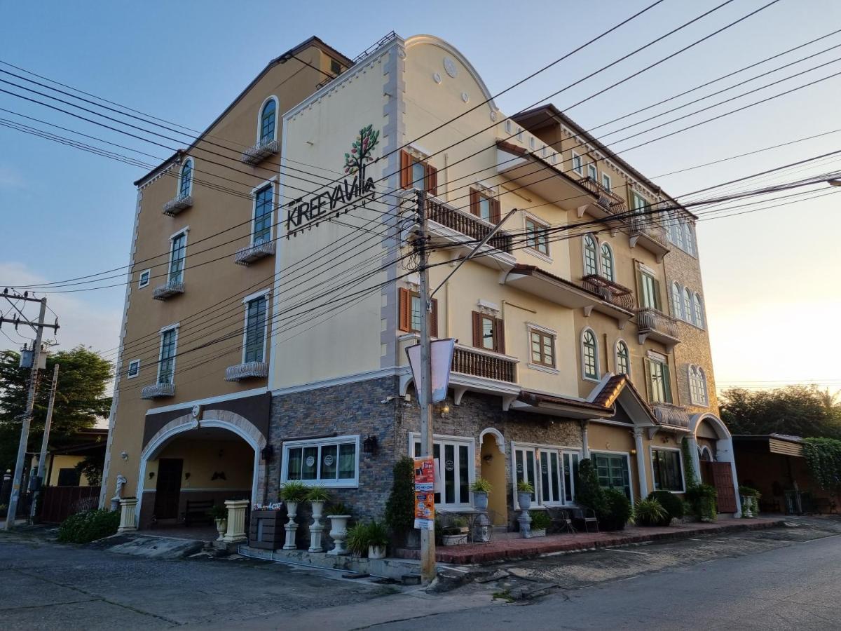 Kireeya Villa Phetchaburi Bagian luar foto
