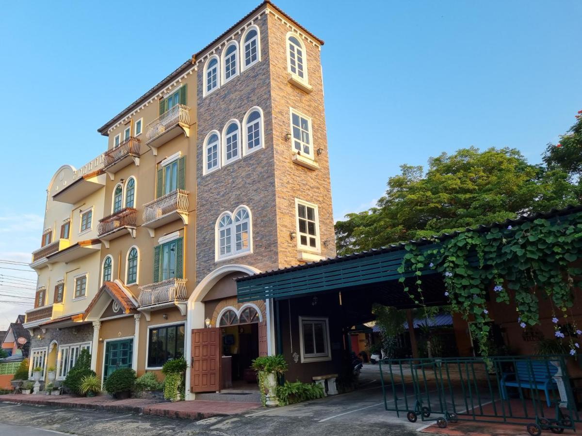 Kireeya Villa Phetchaburi Bagian luar foto